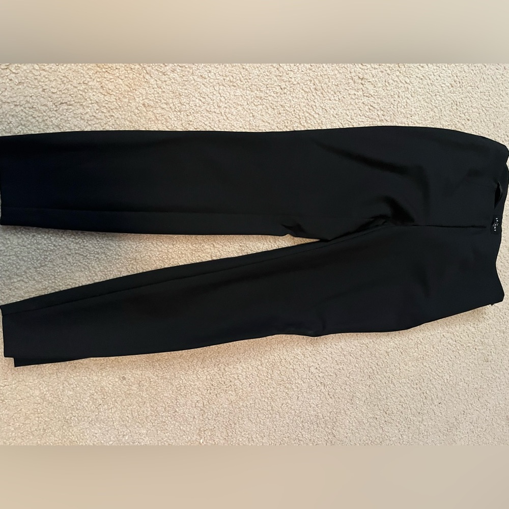 White House Black Market skinny trouser